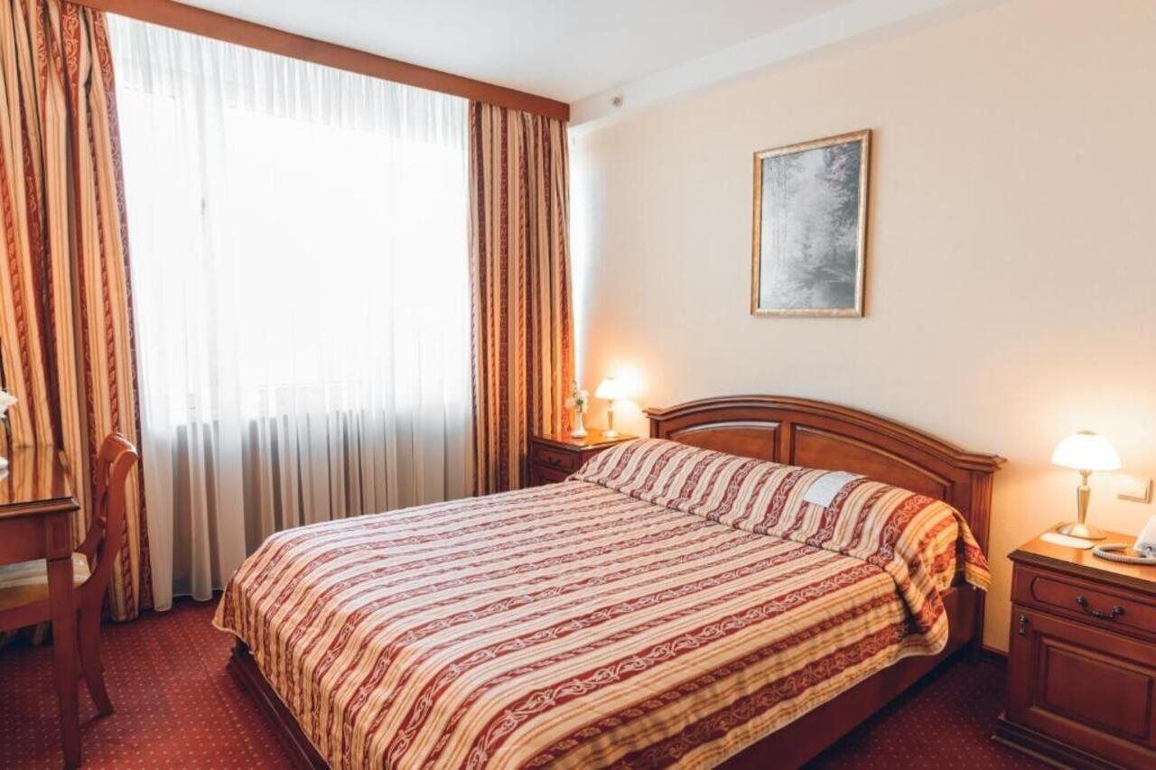 Premier Rus 3* Kyiv
